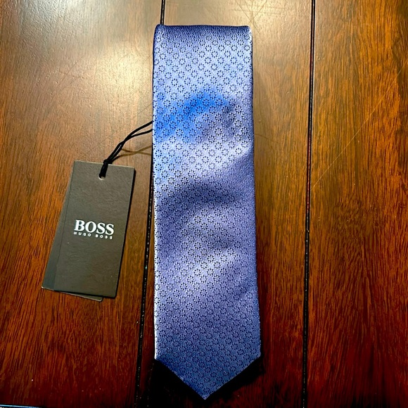 Hugo Boss tie - Picture 1 of 4